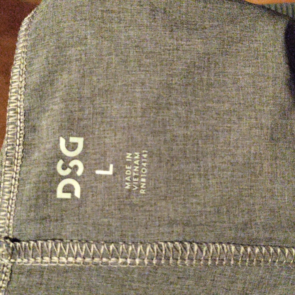 Shorts - Picture 7 of 8